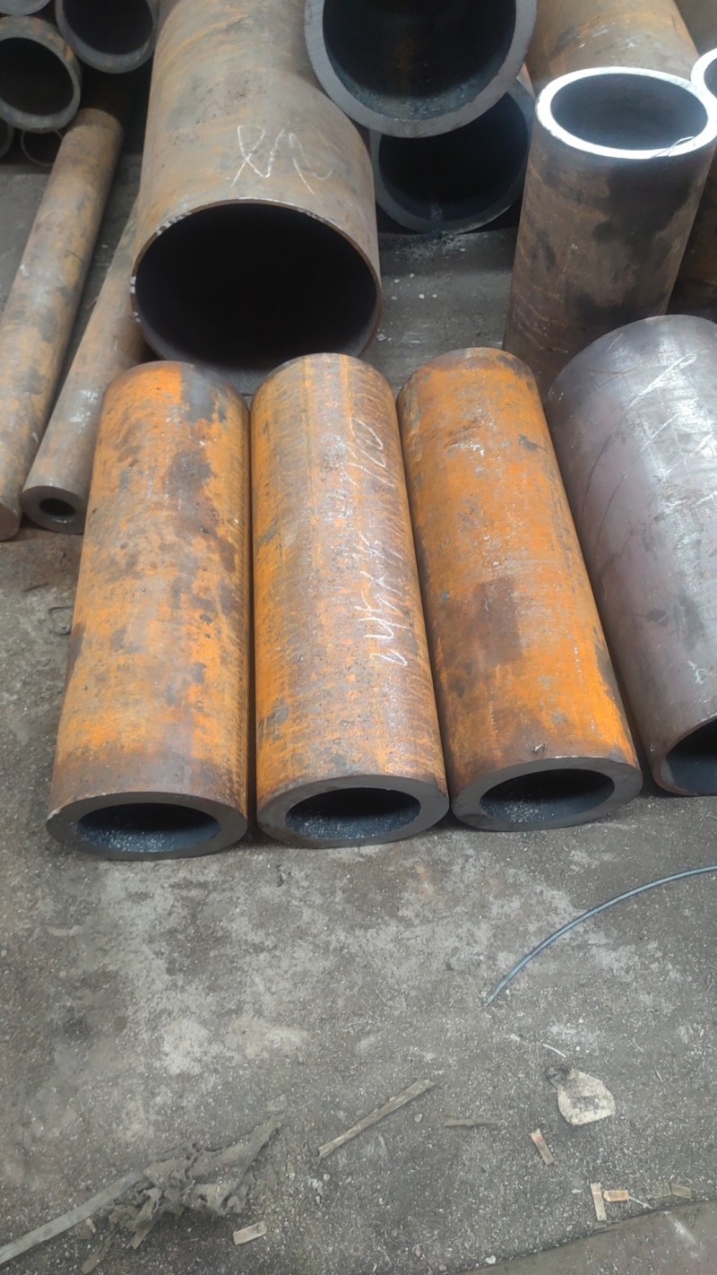 梁山梁山梁山20CrMo无缝钢管切割